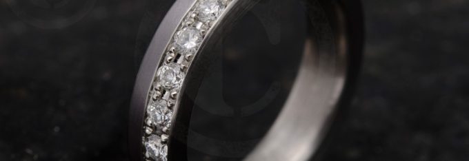 bagues-fiancailles-tantale-diamant-serti-grain