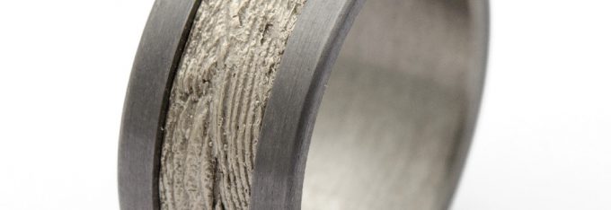 bague-metal-fonce-sombre-tantale-3