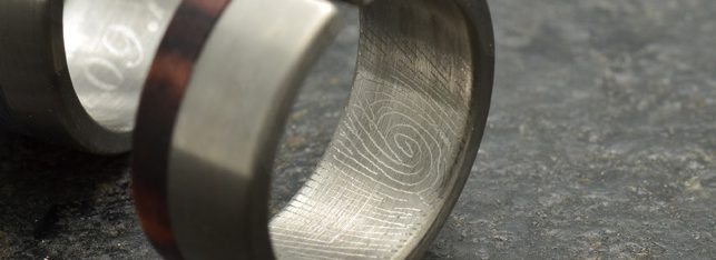 bague-acier-gravure-digitale-dedans